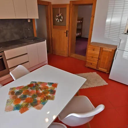 Vip Besenova Apartment *