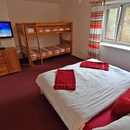 Vip Besenova Apartment